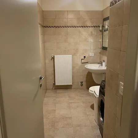 Debussy Apartment *
