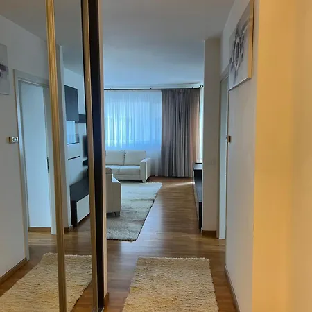 公寓 Debussy 蒂米什瓦拉